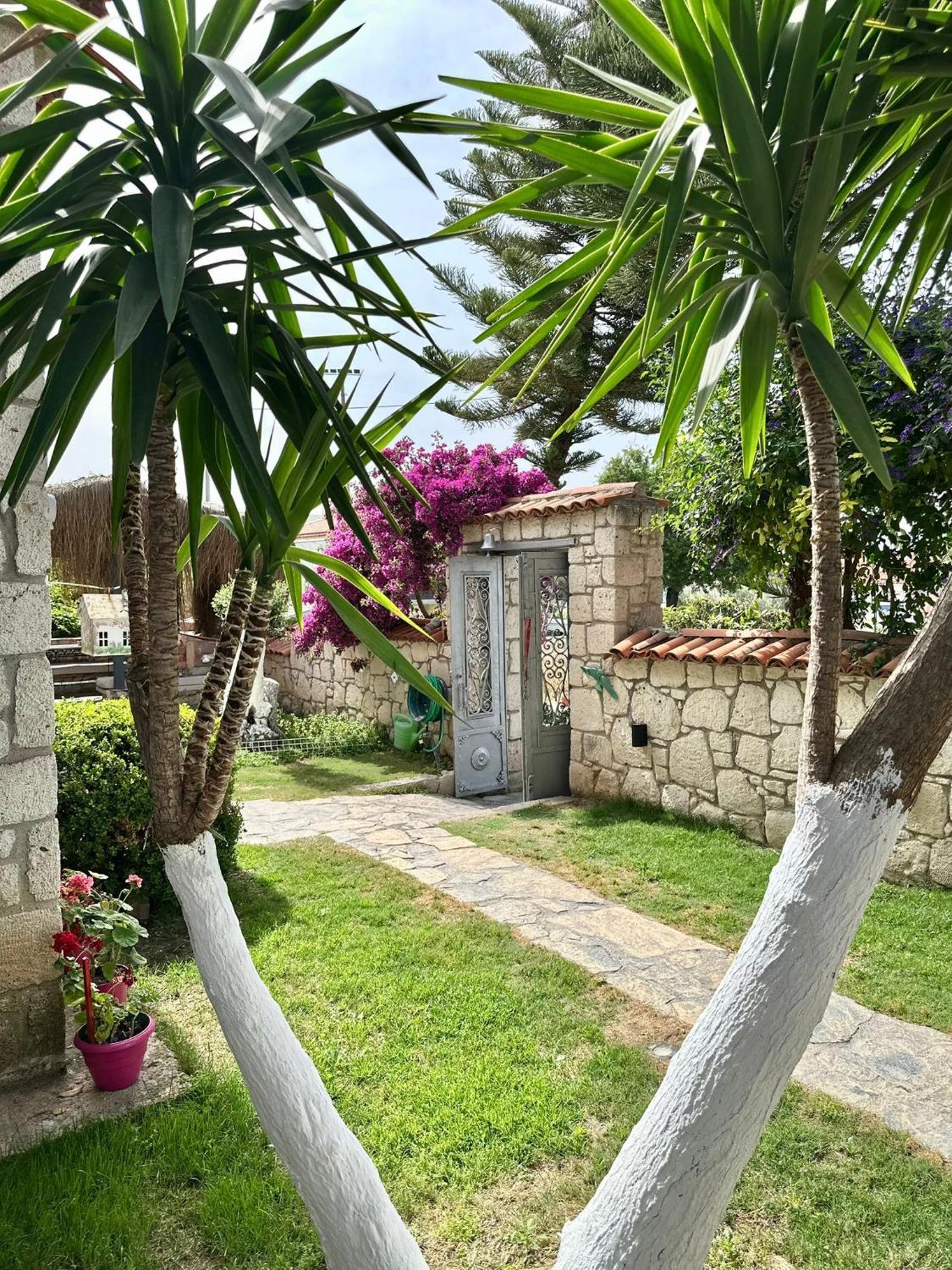 Aisem By Hire Hotel Alaçatı Eksteriør billede