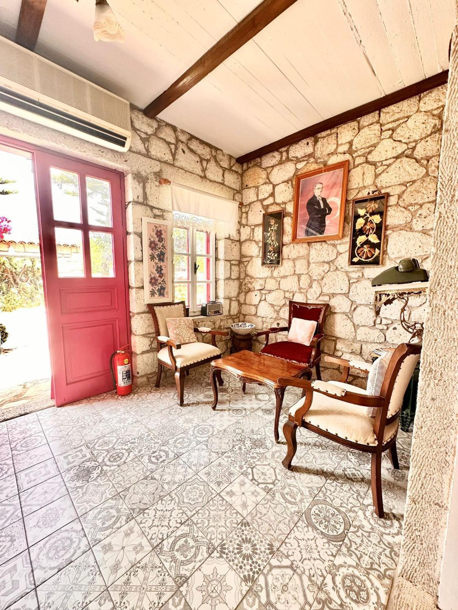 Aisem By Hire Hotel Alaçatı Eksteriør billede