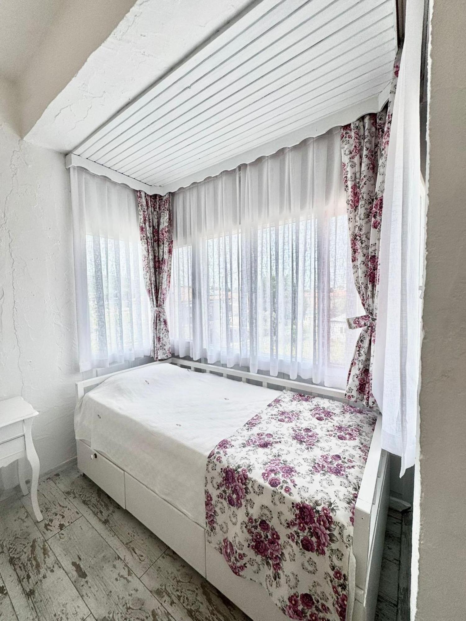 Aisem By Hire Hotel Alaçatı Eksteriør billede